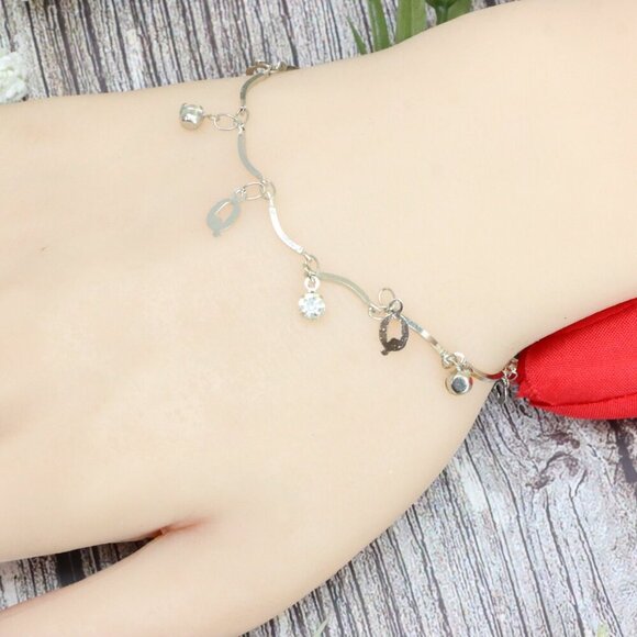 "Trendy Handmade Bracelet – A Stylish Gift for Women & Girls, MAR091023 - Picture 10 of 10